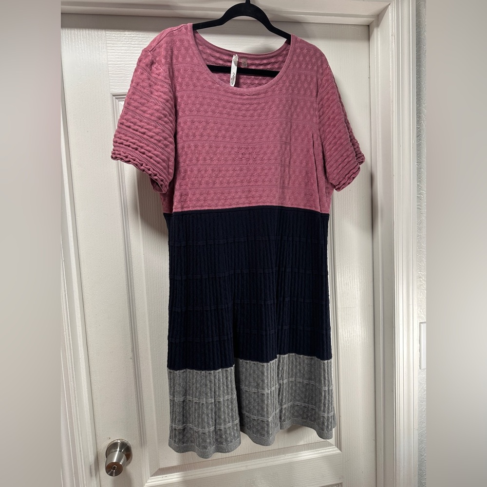 NY Sweater Tri-color block Dress